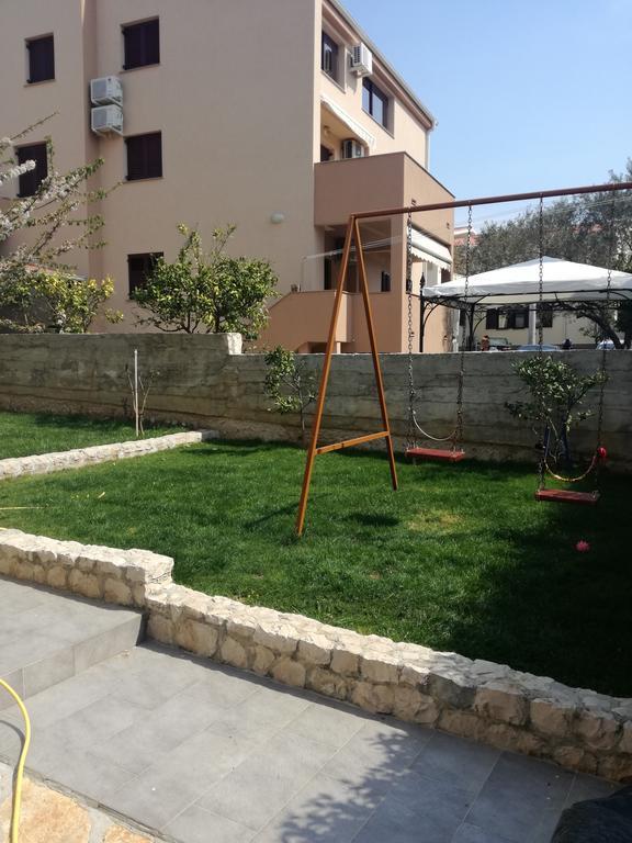 Apartments Lili Zadar Bagian luar foto