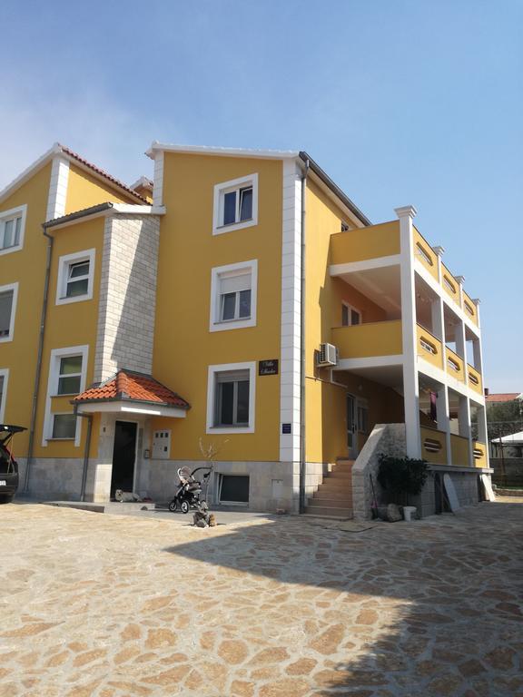 Apartments Lili Zadar Bagian luar foto